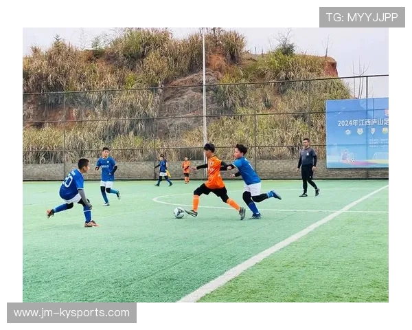 俱乐部校园项目助推社区青少年足球发展 俱乐部校园项目助推社区青少年足球发展